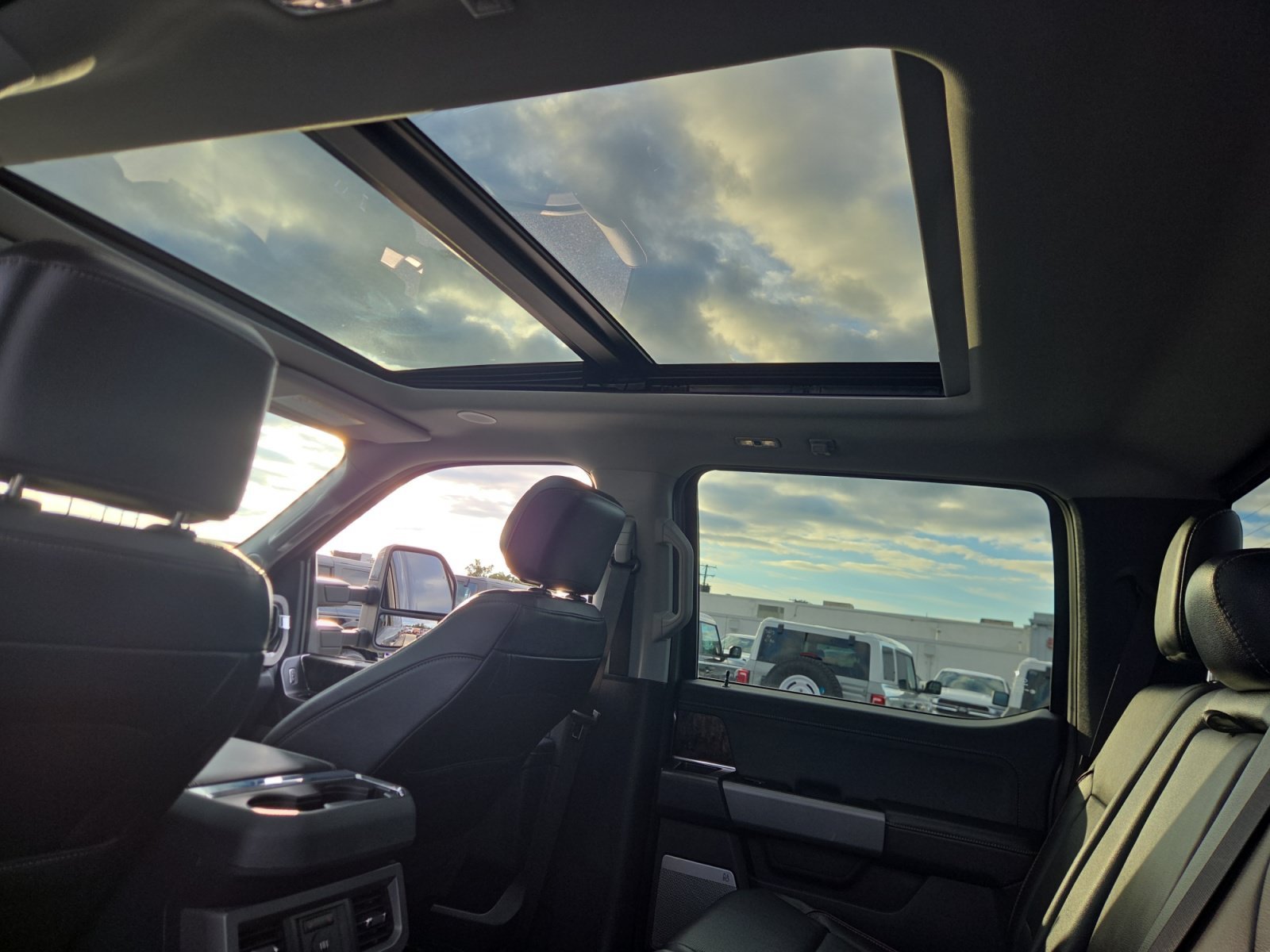 2023 Ford F-350 Super Duty Lariat - Photo 19