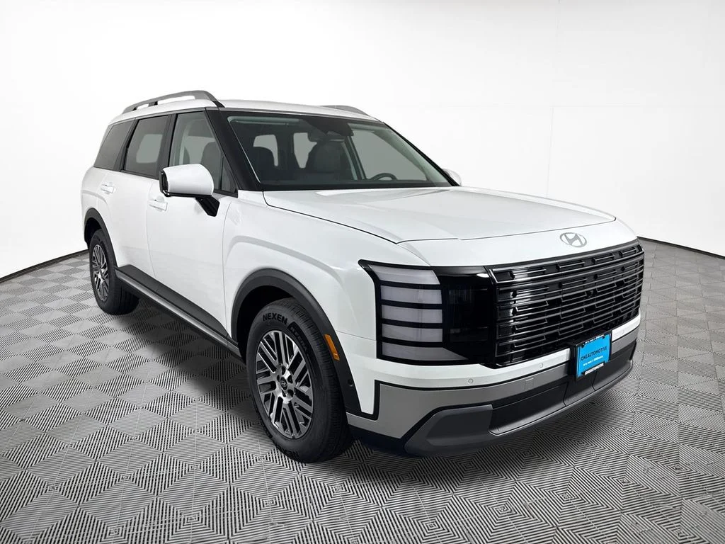 New 2026 White Hyundai SEL Premium image 4