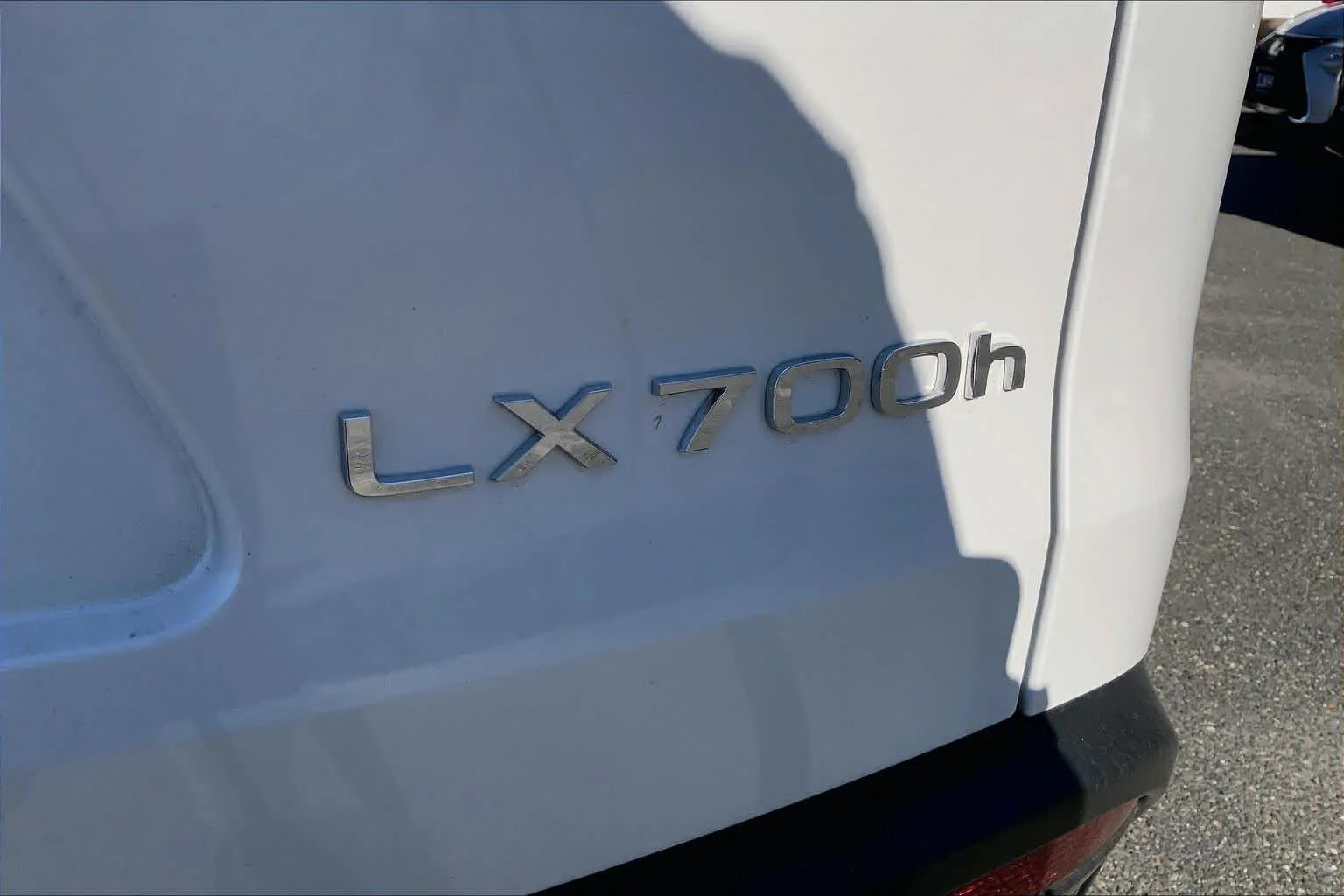 Certified Used 2026 Eminent White Pearl Lexus Luxury image 10