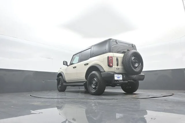 New 2026 Desert Sand Ford Outer Banks® image 35