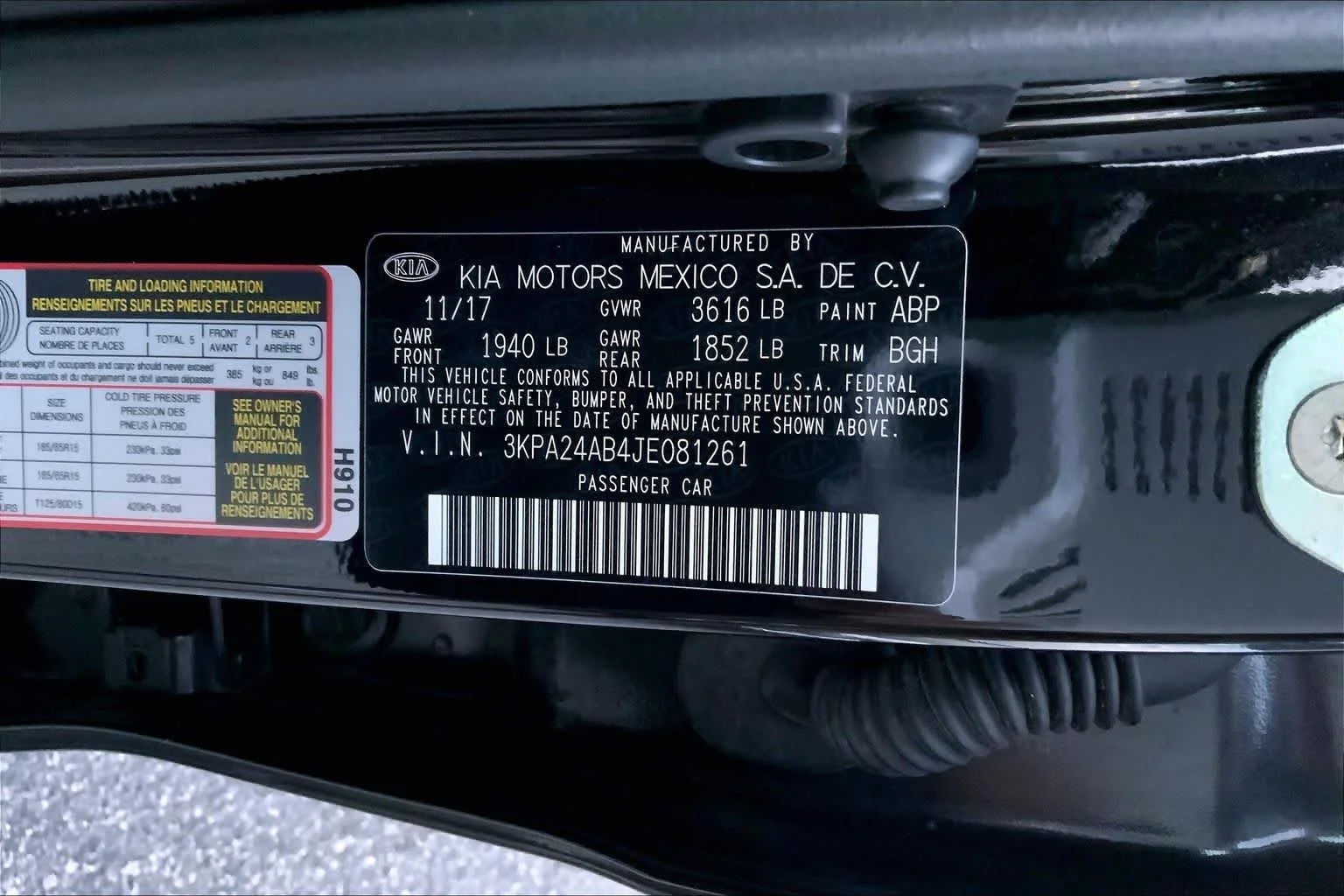 Used 2018 Aurora Black Kia LX image 30