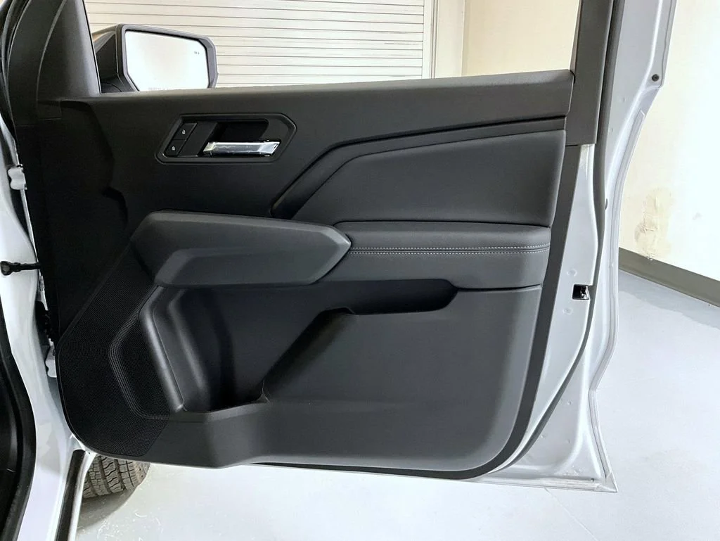 New 2026 Summit White Chevrolet LT image 16