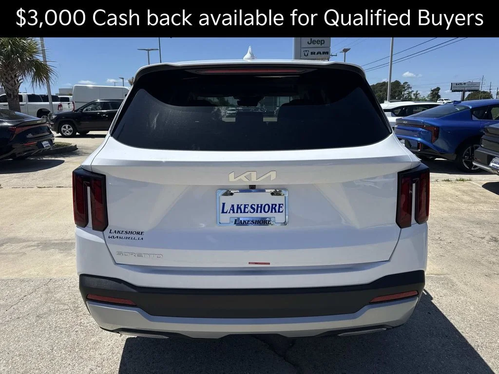 New 2026 Glacial White Pearl Kia LX image 5