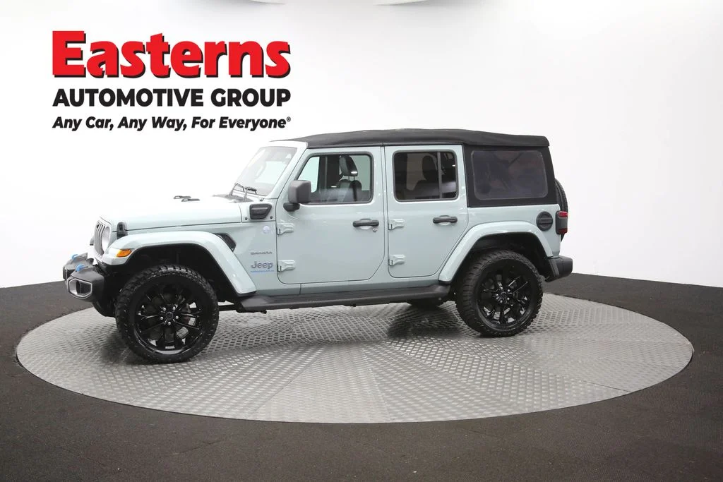 Used 2024 Gray Jeep Sahara 4xe image 58