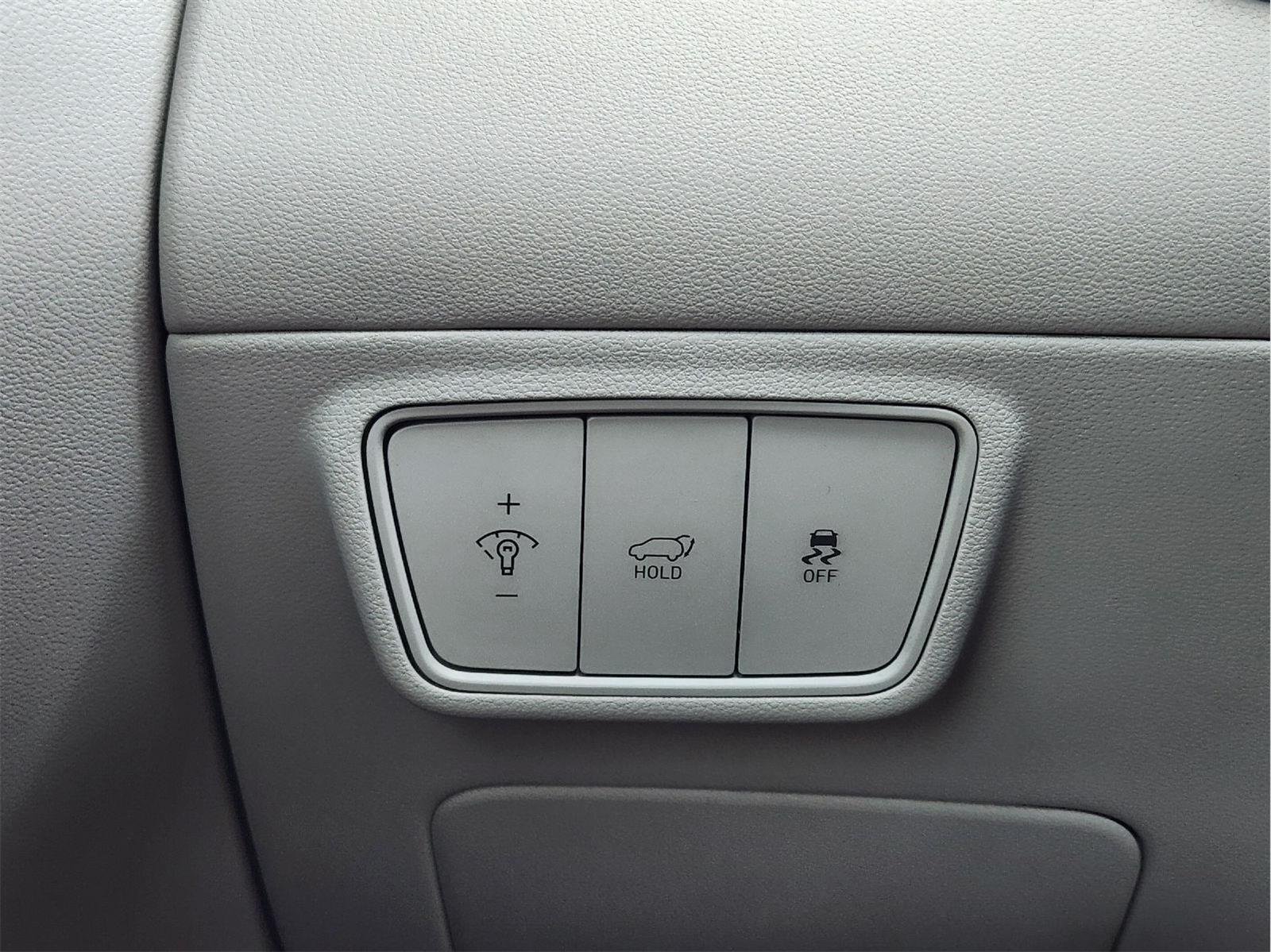 Used 2024 Black Pearl Hyundai SEL image 21