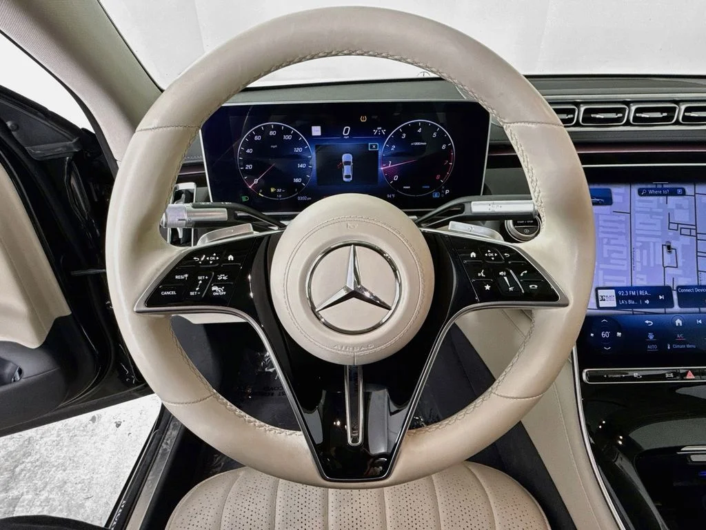 Used 2023 Gray Mercedes-Benz S 500 image 11