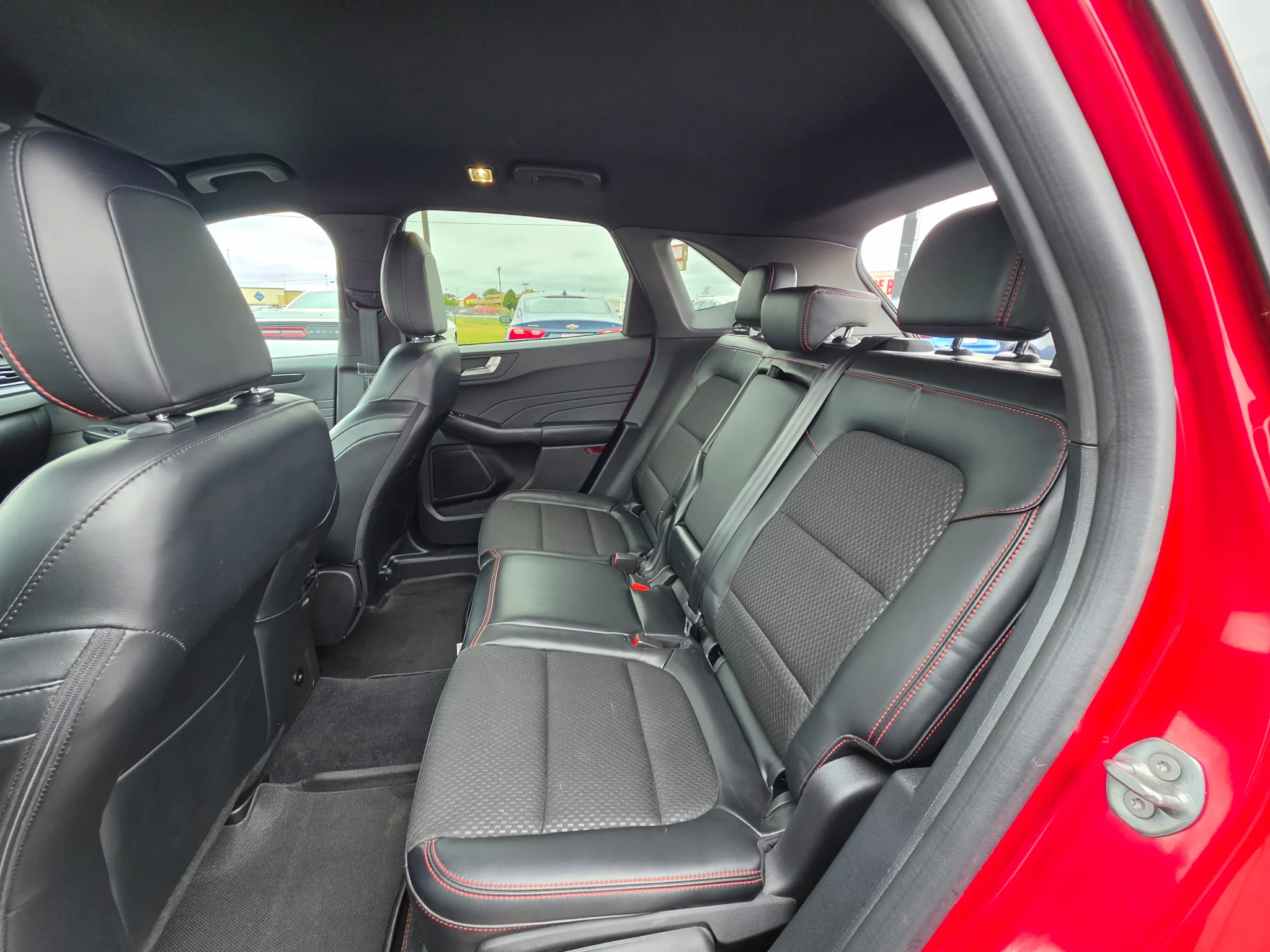 Used 2023 Rapid Red Metallic Tinted Clearcoat Ford ST-Line image 24