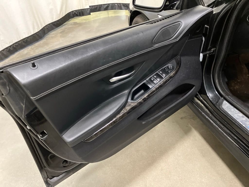 Used 2014 Black BMW 640i xDrive Gran Coupe image 3
