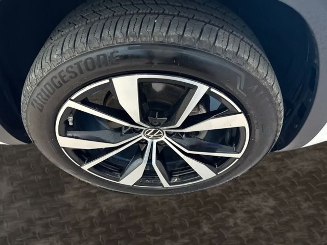 Certified 2026 Volkswagen Atlas SEL Premium R-Line with VIN 1V2FN2CA9TC508481 for sale in Kansas City