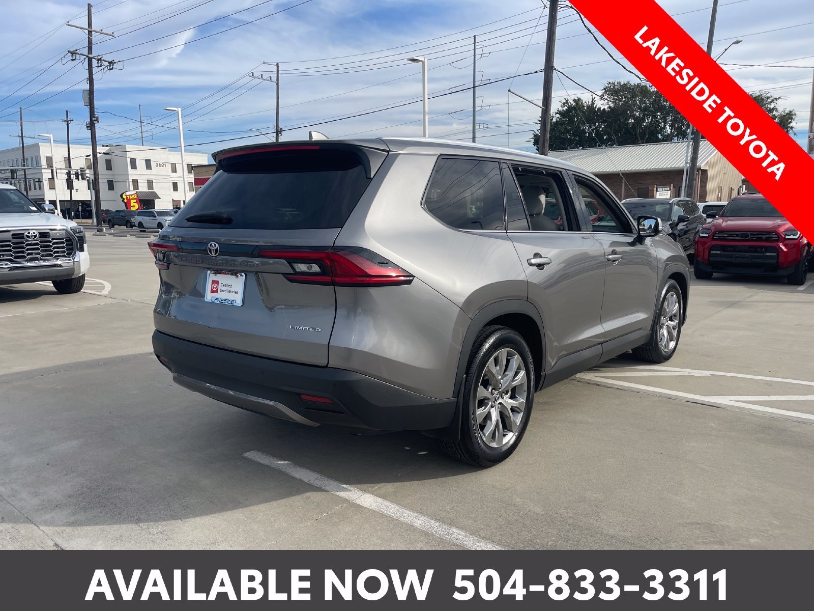 Certified Used 2025  Toyota Limited image 6