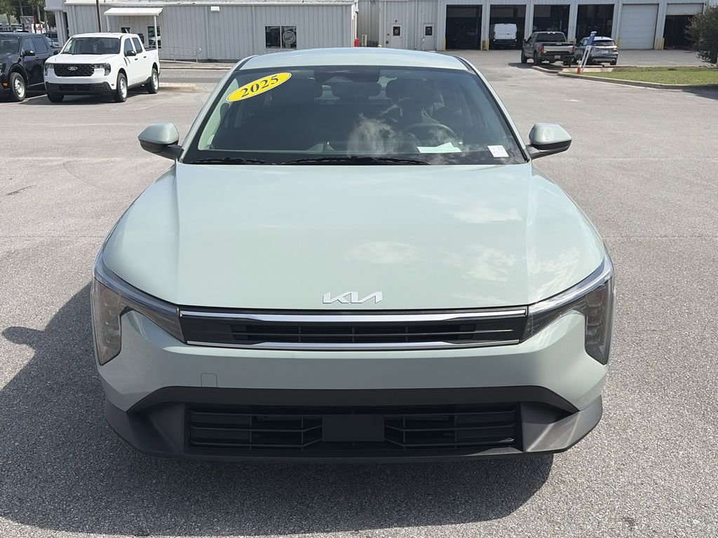 Certified Used 2025 Haze Kia LXS image 10