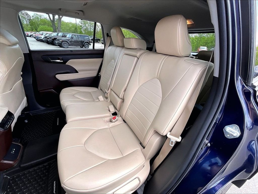 Used 2022 Blueprint Toyota XLE image 14