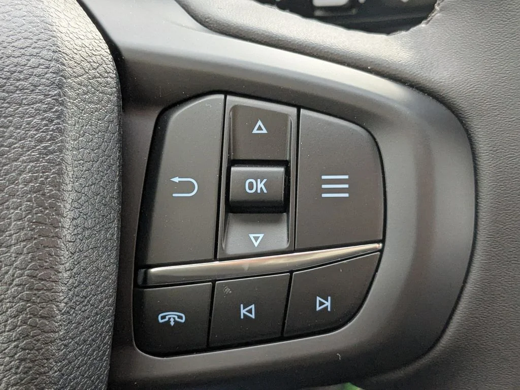 New 2025 Shadow Black Ford XLT image 23