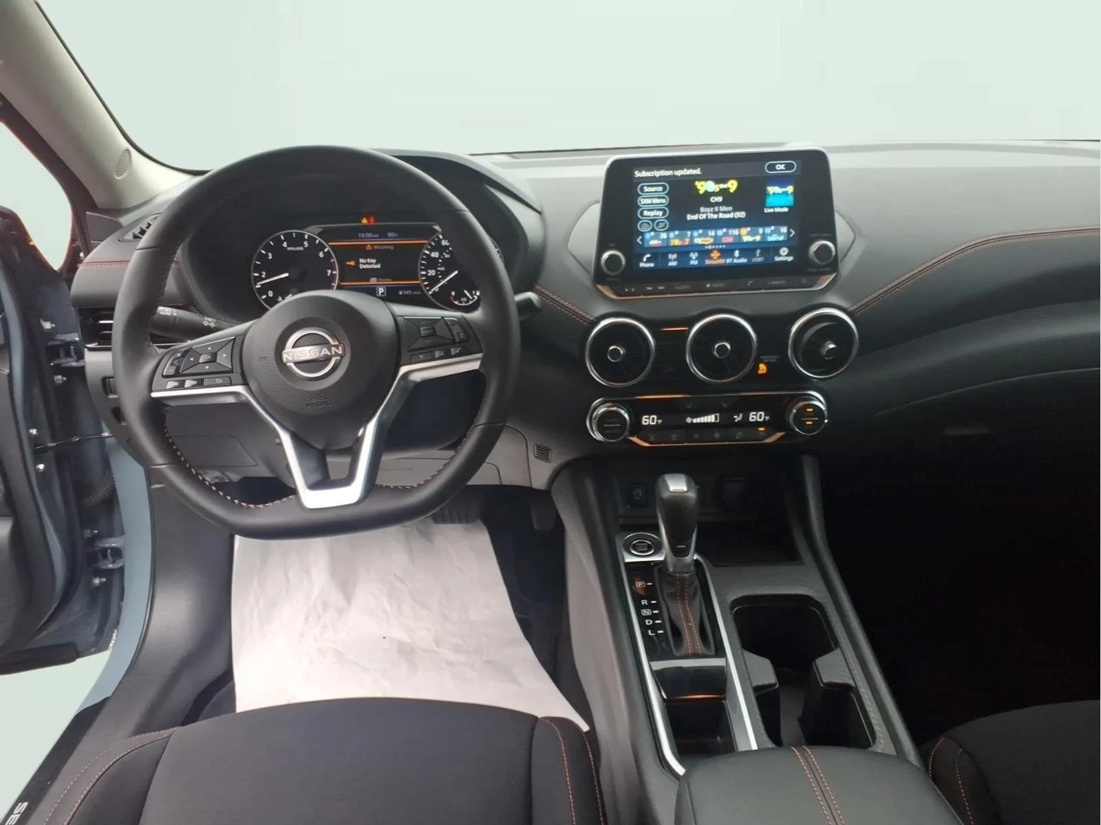 Used 2025 Gray Nissan SR image 12