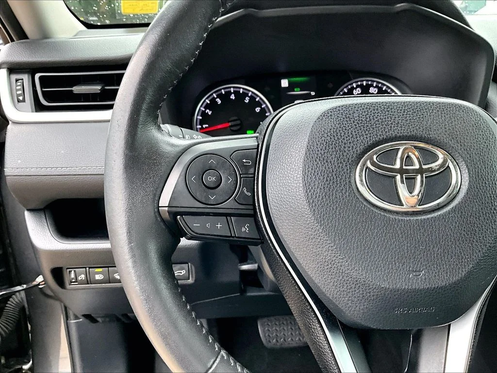 Certified Used 2019 Gray Toyota XLE image 14
