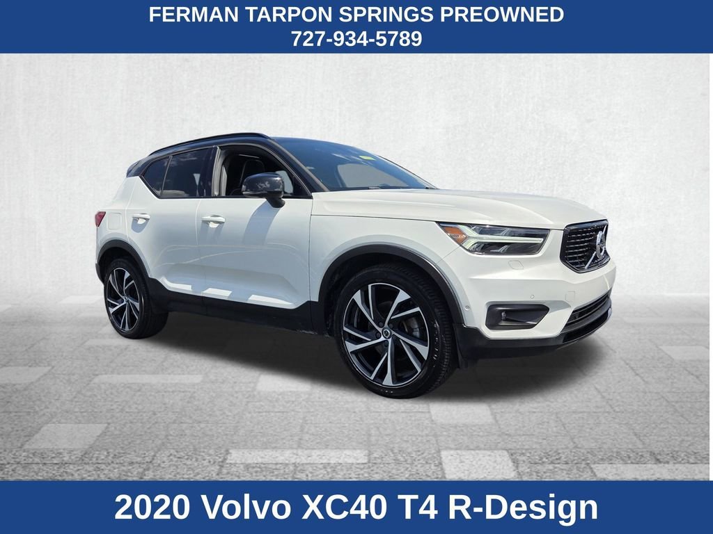 2020 Volvo XC40 R-Design