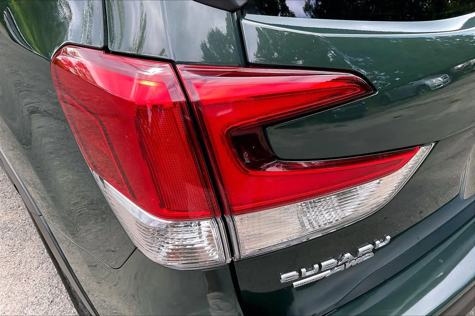 Used 2023 Cascade Green Silica Subaru Premium image 31