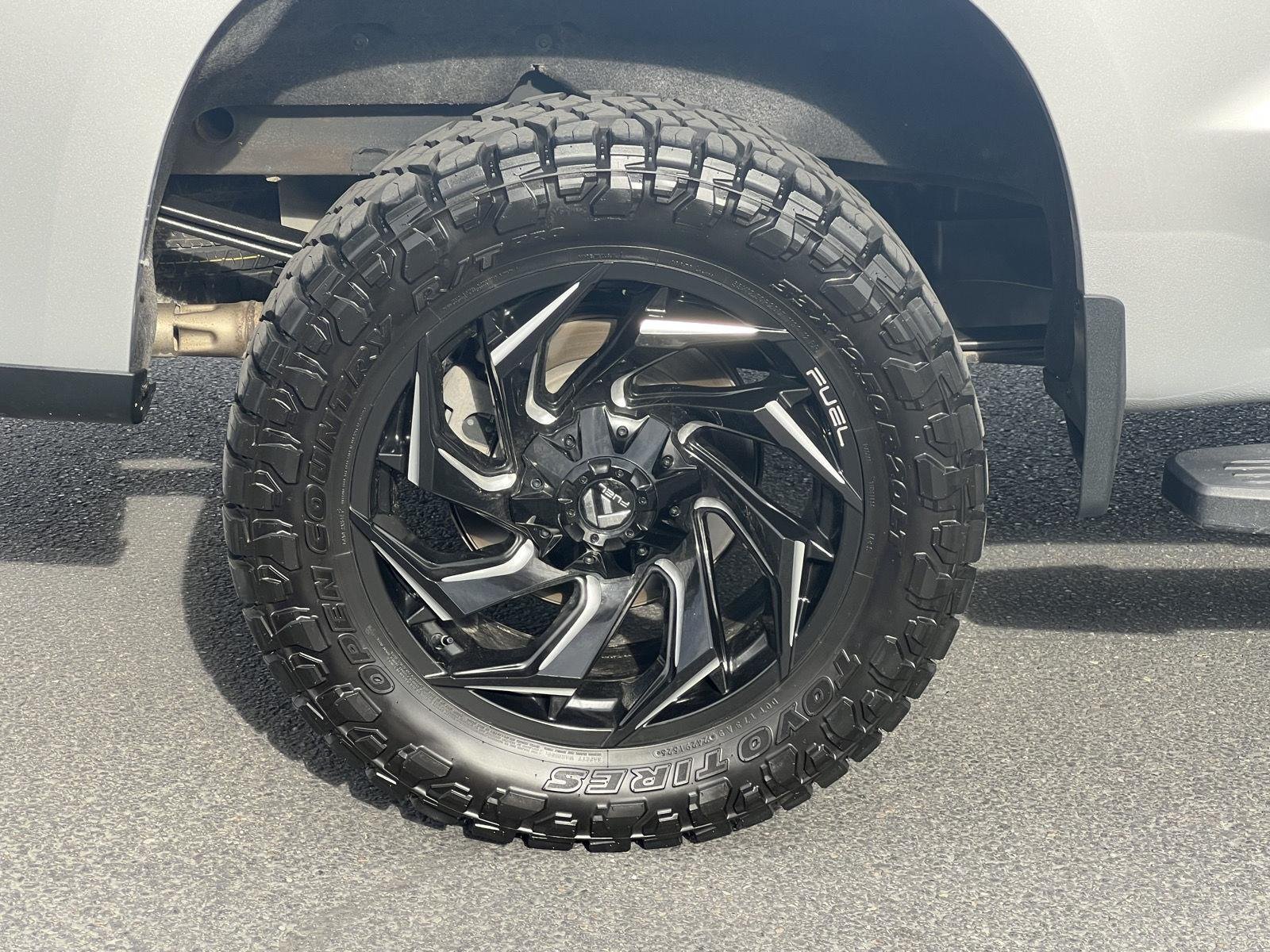 2022 Chevrolet Silverado 1500 LTZ - Photo 12