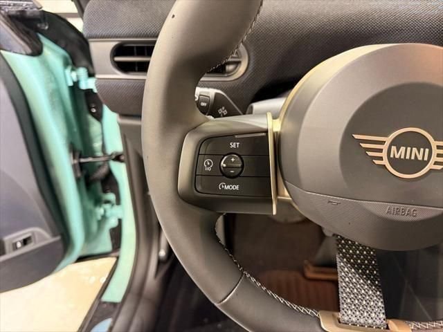 Used 2026 Ocean Wave Green Metallic MINI  image 13