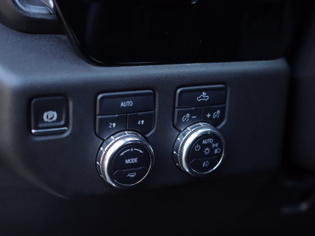 Used 2024 Sterling Metallic GMC Elevation image 10