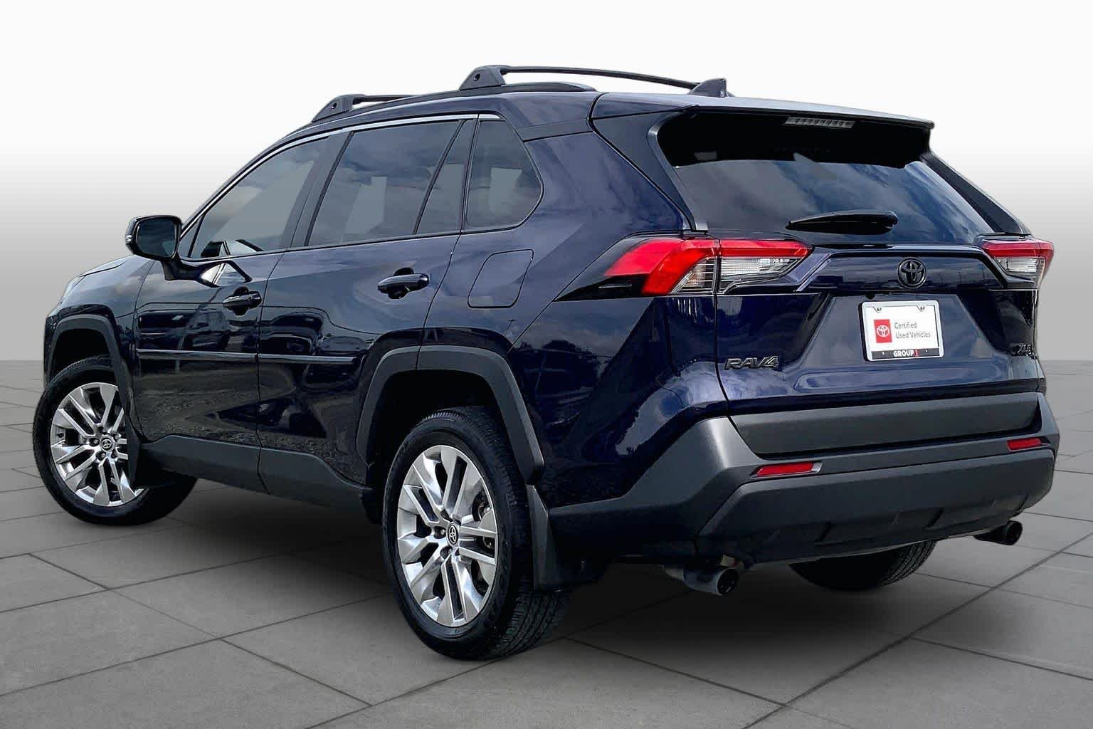 Used 2025 Blueprint Toyota XLE Premium image 12