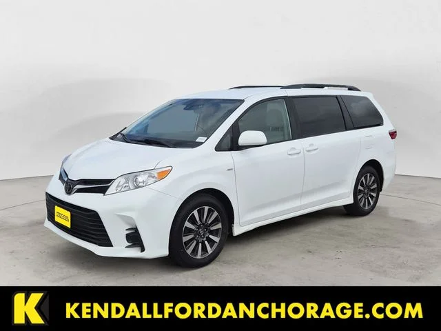 2019 Toyota Sienna LE