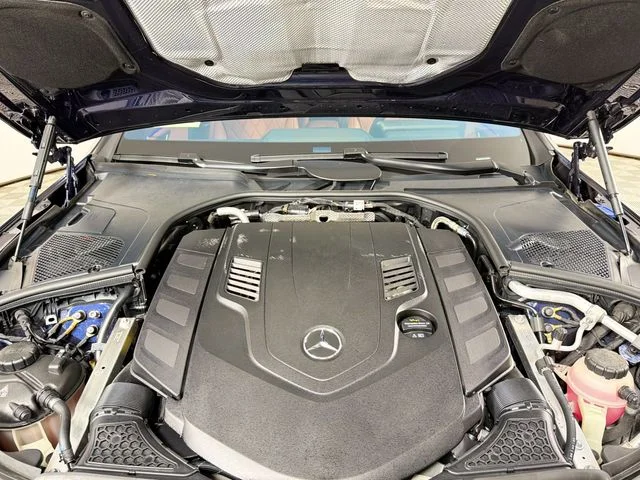 Used 2023 Blue Mercedes-Benz S 580 image 32