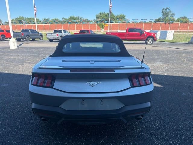 Used 2025 Iconic Silver Metallic Ford EcoBoost Premium image 4