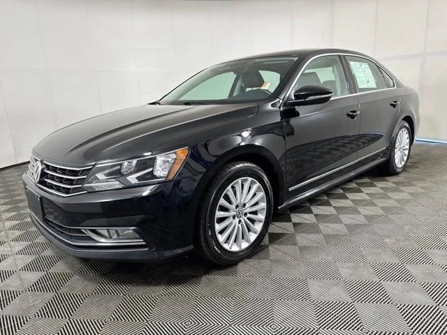 Used 2016 Black Uni Volkswagen 1.8T SE image 8