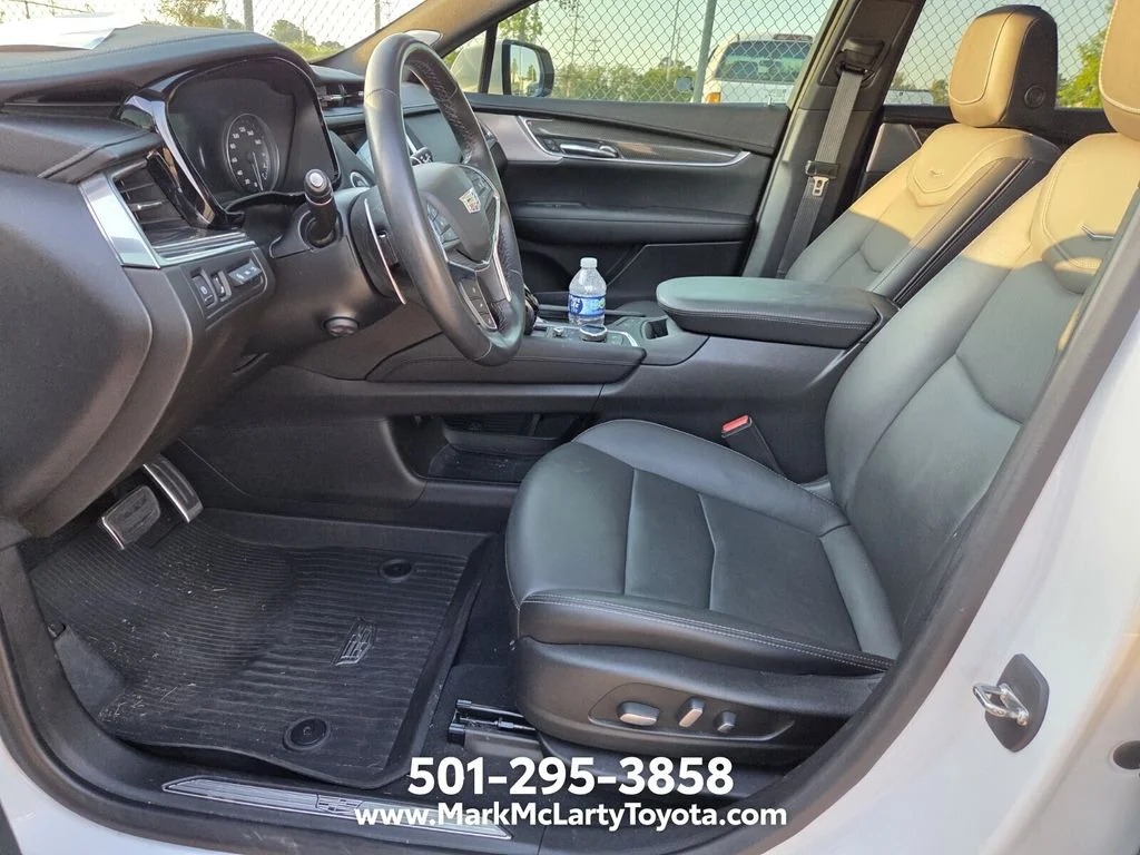 Used 2022 White Cadillac Sport image 9