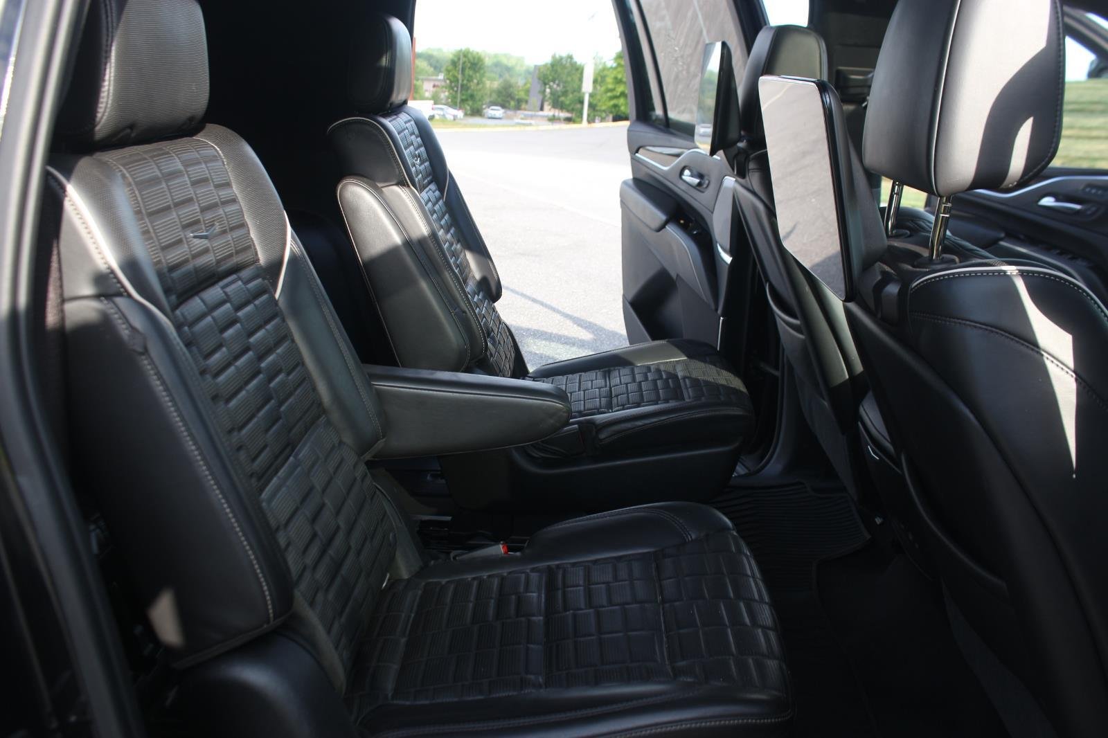 Used 2021 BLACK RAVEN Cadillac Sport Platinum image 37
