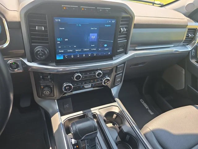 Used 2021 Blue Ford Lariat image 20