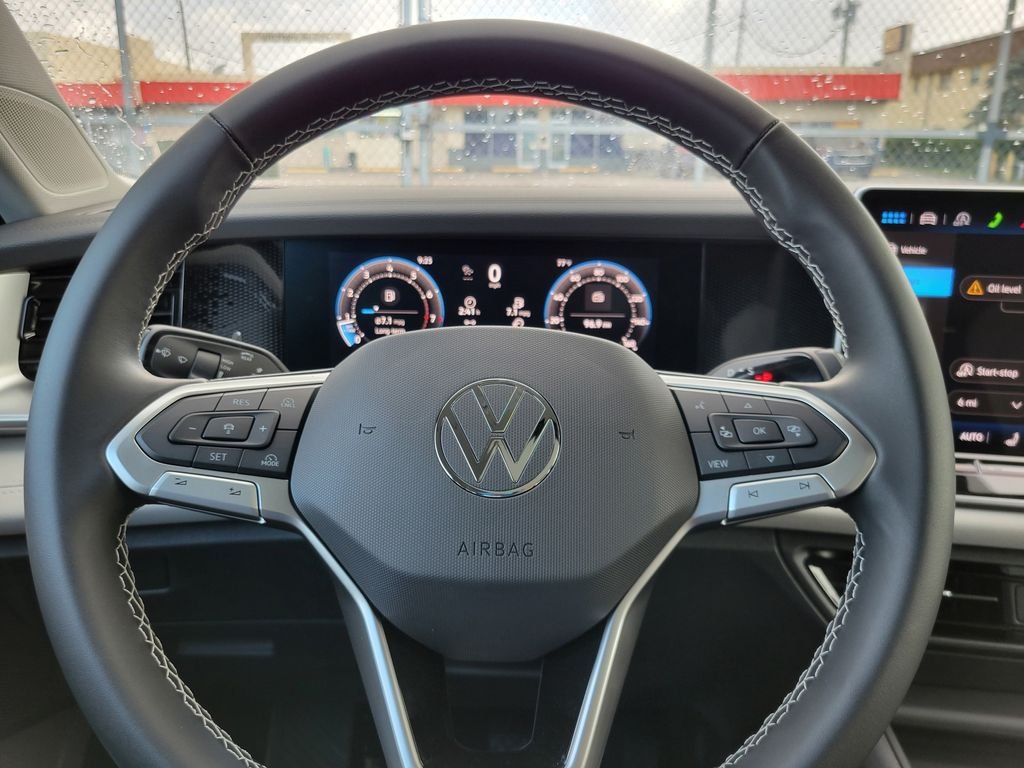 New 2026 Black Volkswagen 2.0T SE image 12