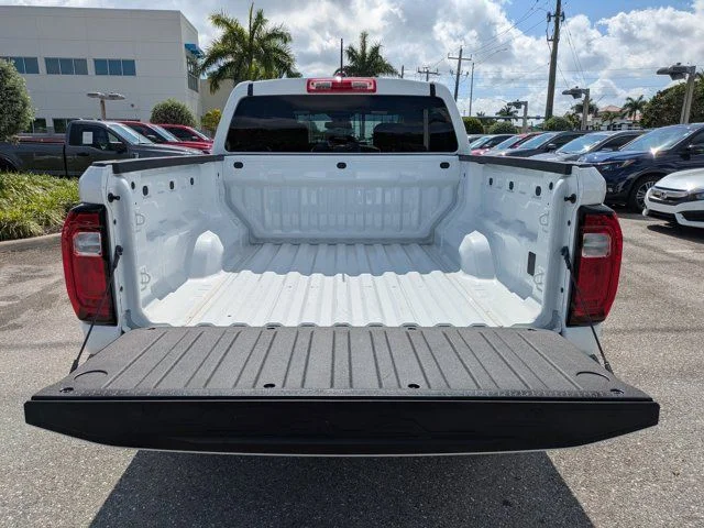 Used 2023 Summit White GMC Elevation image 13