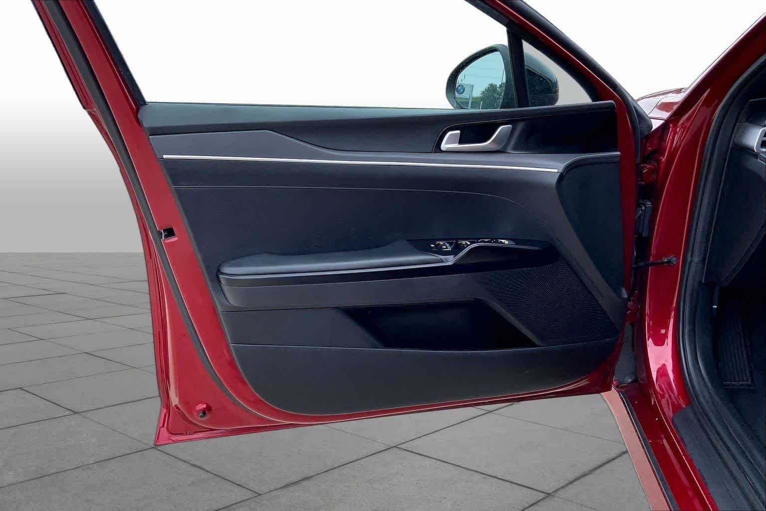 Used 2023 Passion Red Kia GT-Line image 21