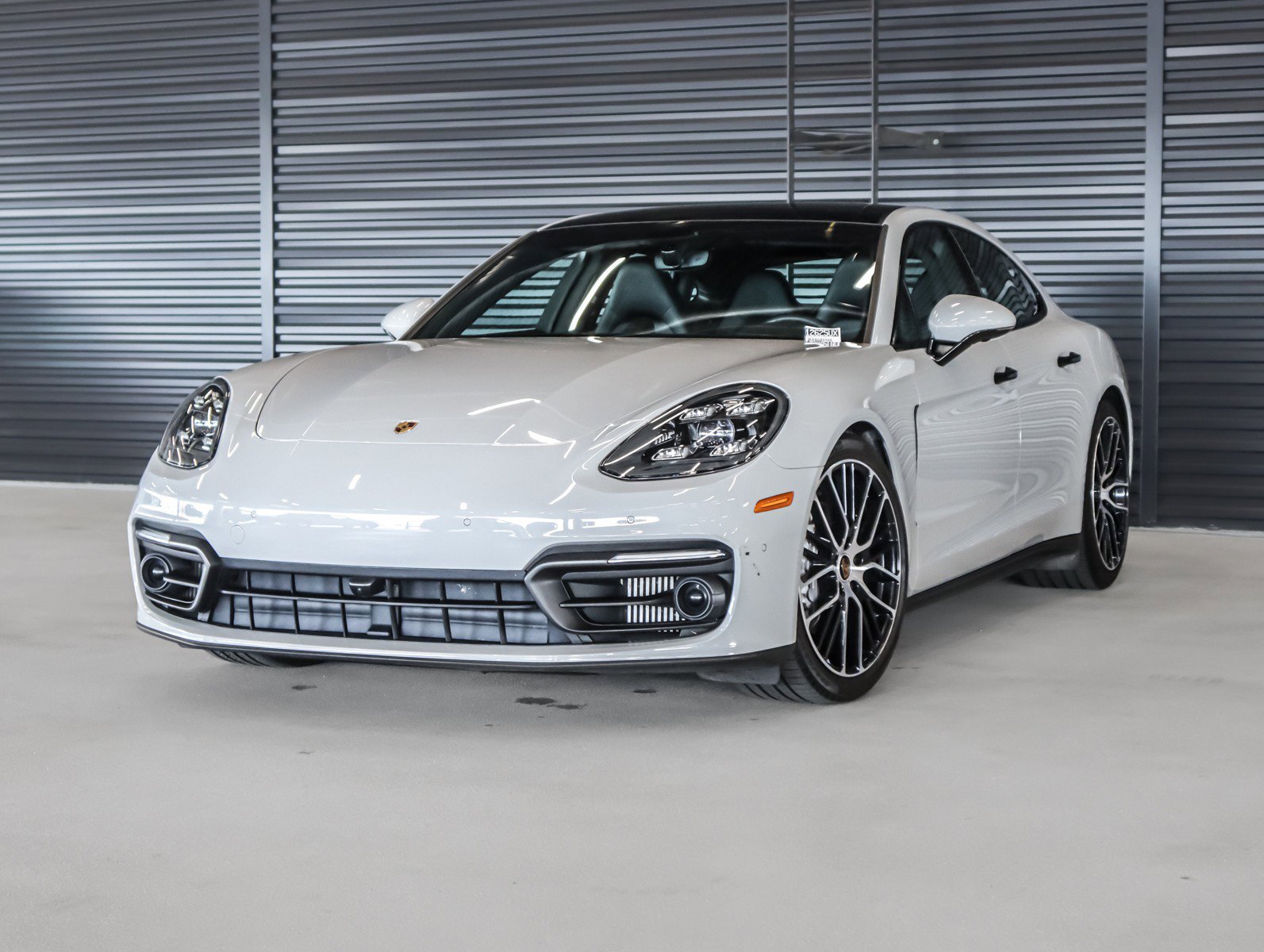 2023 Porsche Panamera Platinum Edition