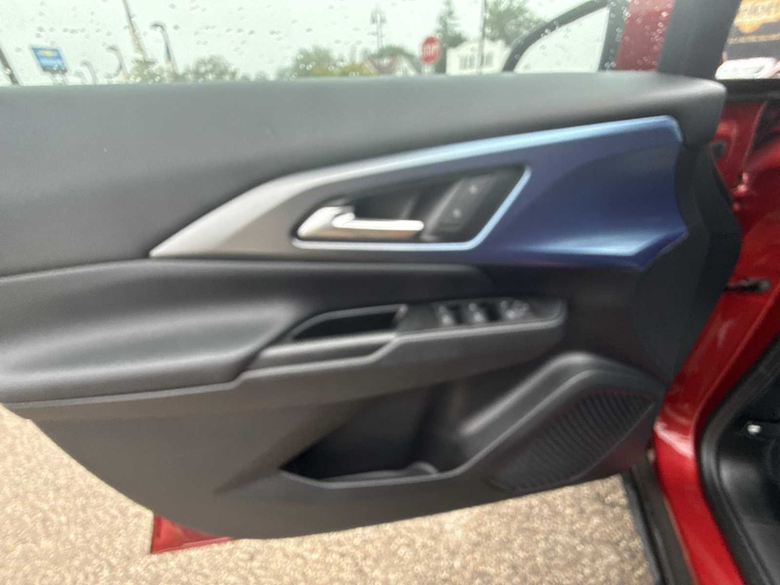 2024 Chevrolet Equinox EV LT - Photo 21