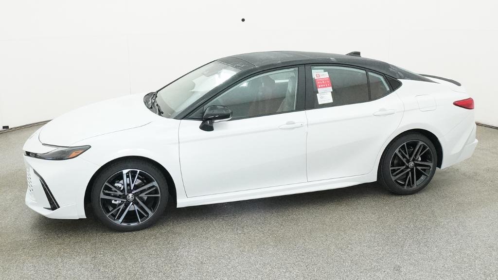 New 2026 Wind Chill Pearl with Midnight Black Metallic roof Toyota XSE image 22