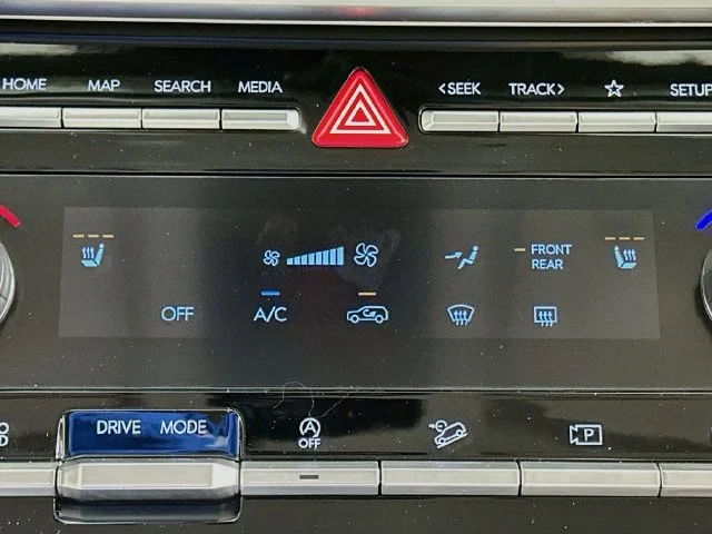 New 2027 Red Hyundai SEL image 17
