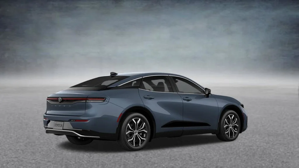 New 2027 White Toyota XLE image 34
