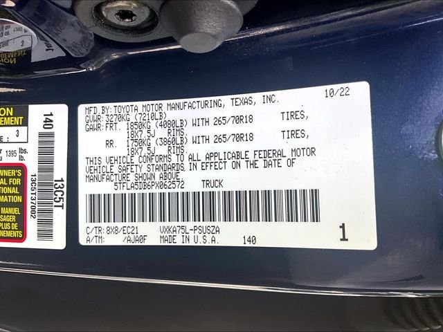 Used 2023  Toyota SR5 image 34