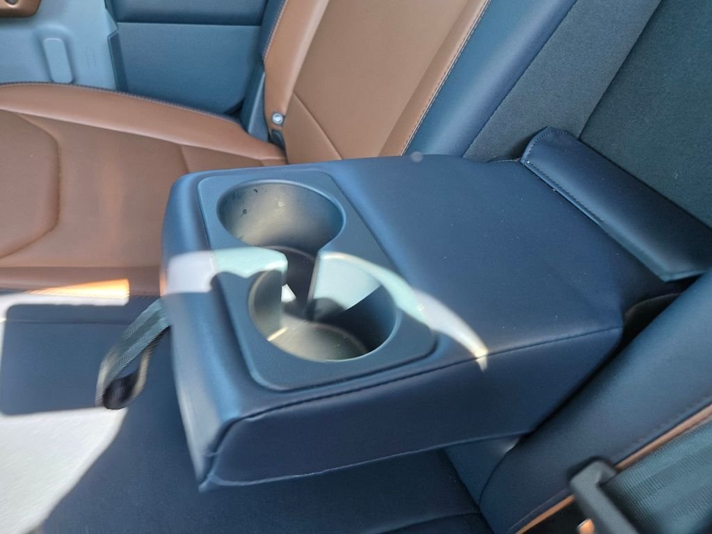 Used 2023 Atlas Blue Metallic Ford Lariat image 31
