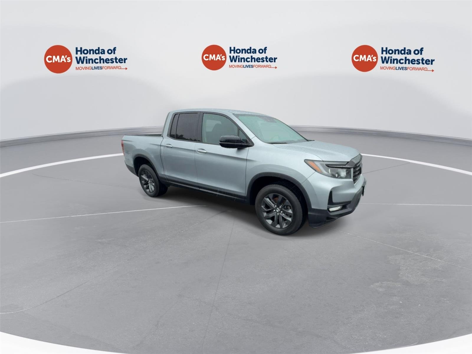 2023 Honda Ridgeline Sport - Photo 2