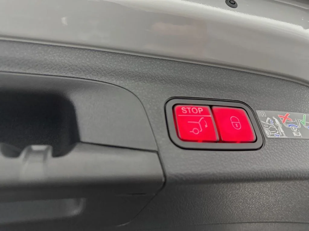 New 2026 White Mercedes-Benz GLE 580 image 27