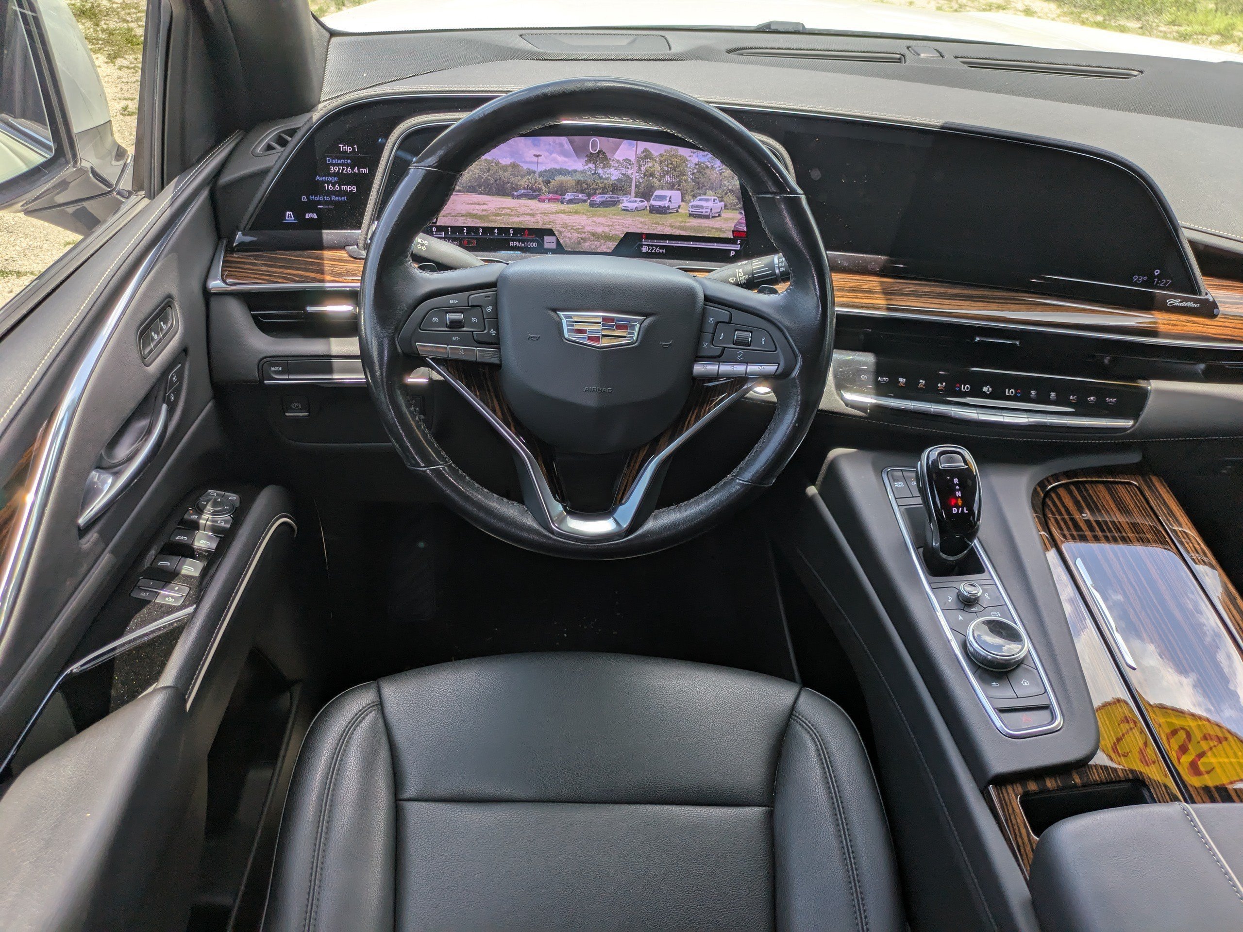 2022 Cadillac Escalade ESV Luxury - Photo 14