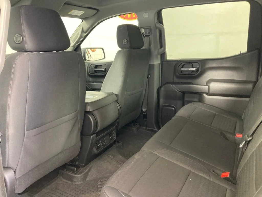 Used 2024 Gray Chevrolet Custom image 13