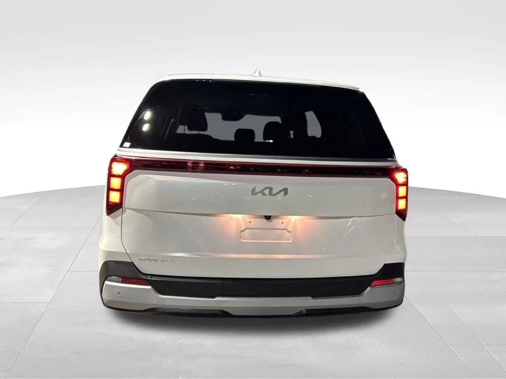 Used 2026 White Kia LX image 4