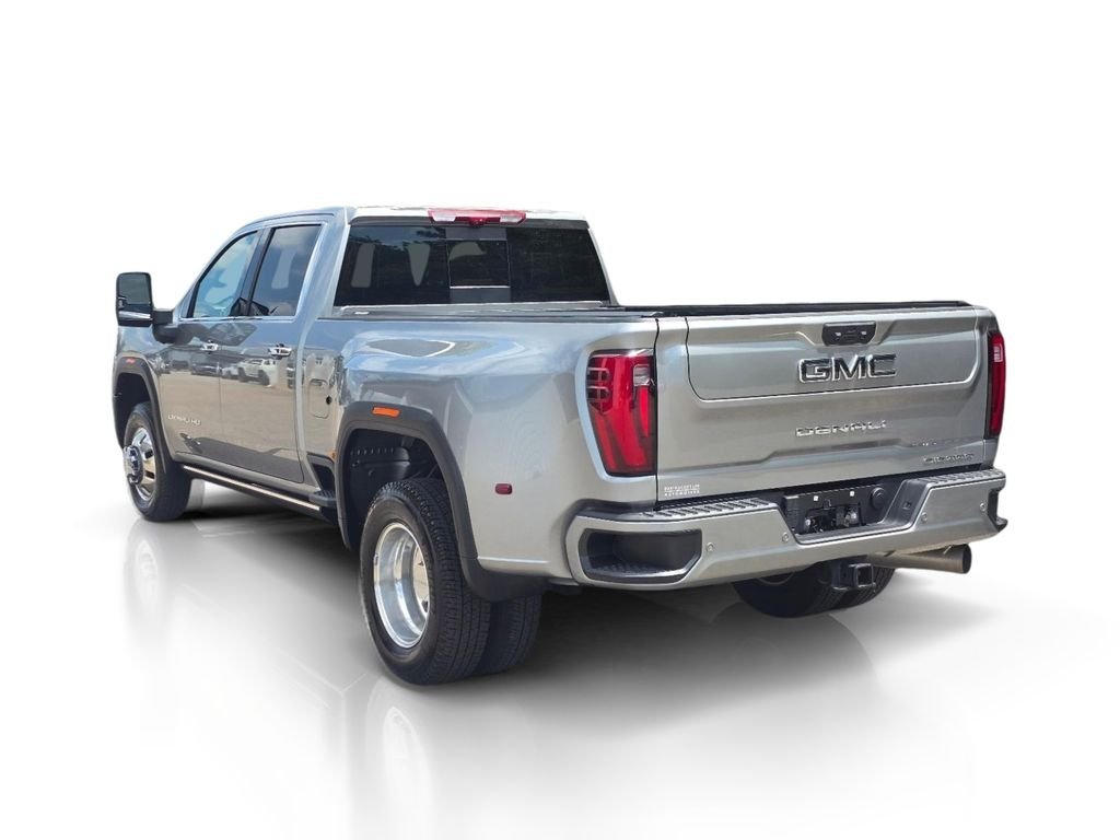 Used 2025 Silver GMC Denali Ultimate image 9