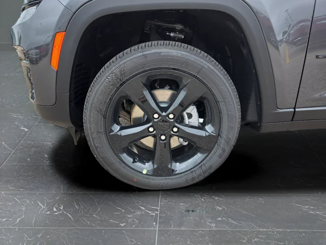 2025 Jeep Grand Cherokee Altitude - Photo 39