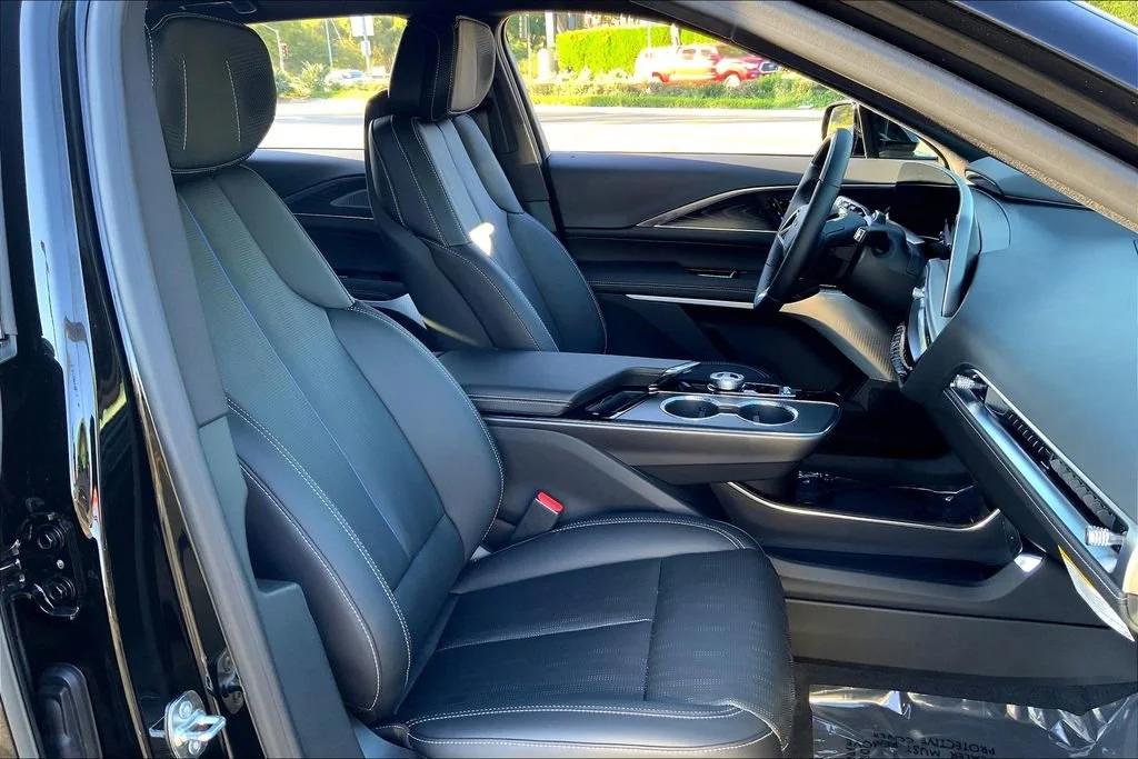 New 2026 Stellar Black Metallic Cadillac V-Series image 35